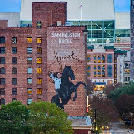 The Sam Houston Hotel, Curio Collection By Hilton Exterior photo
