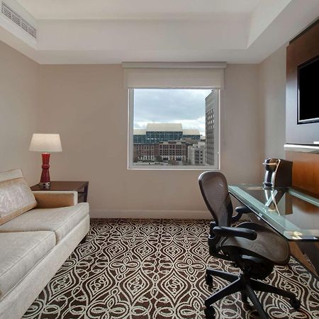 The Sam Houston Hotel, Curio Collection By Hilton Exterior photo