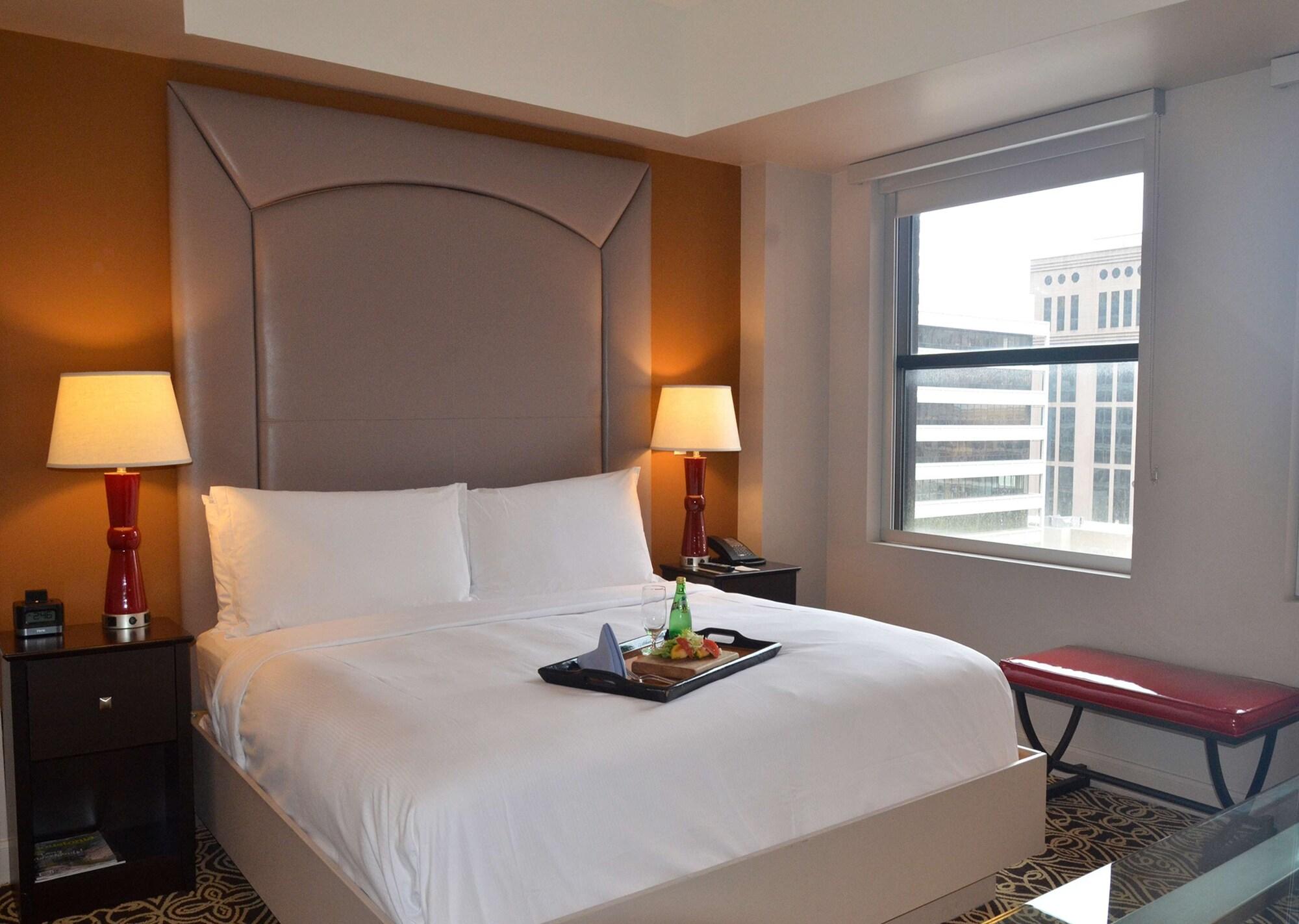 The Sam Houston Hotel, Curio Collection By Hilton Exterior photo