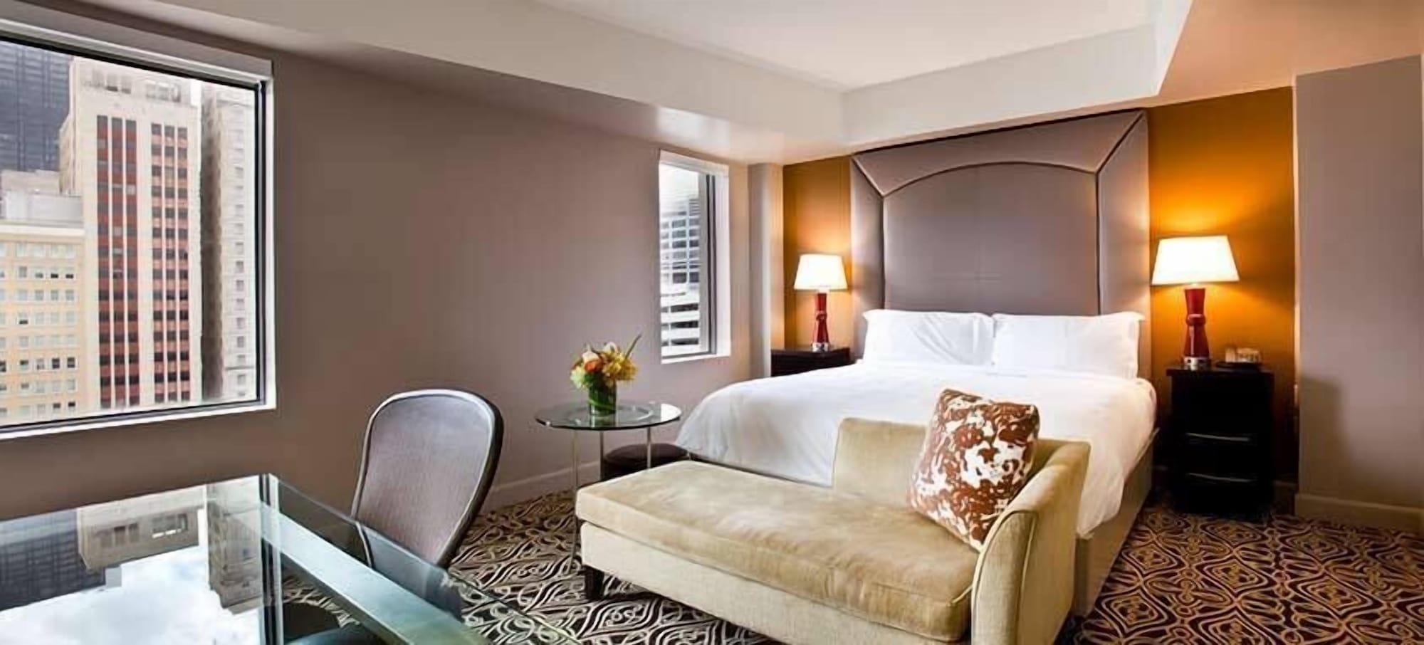 The Sam Houston Hotel, Curio Collection By Hilton Exterior photo