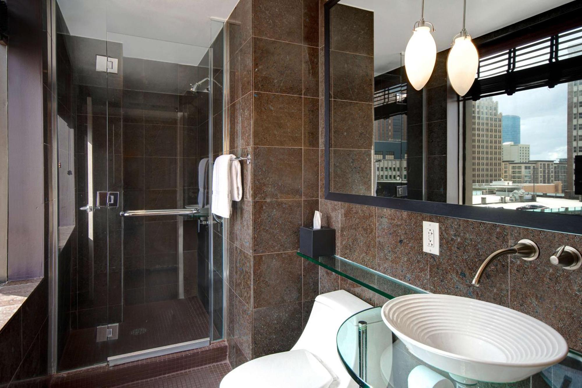 The Sam Houston Hotel, Curio Collection By Hilton Exterior photo