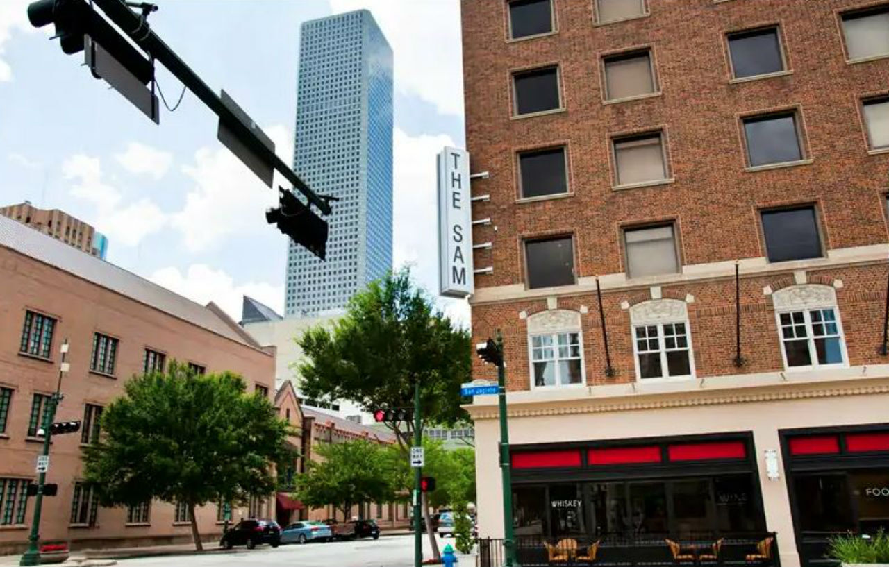The Sam Houston Hotel, Curio Collection By Hilton Exterior photo